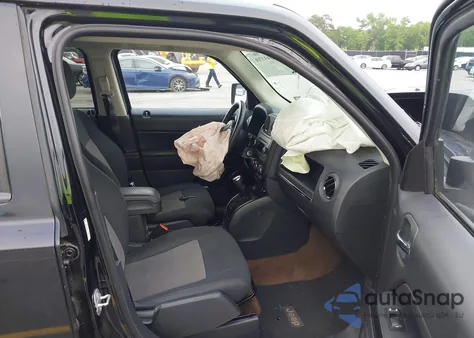 2014 Jeep Patriot Sport из США, поврежденный, VIN 1C4NJRBB0ED772116